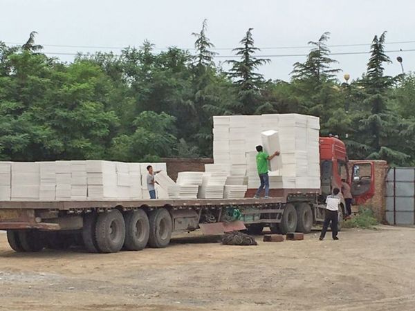 發(fā)貨現(xiàn)場(chǎng)